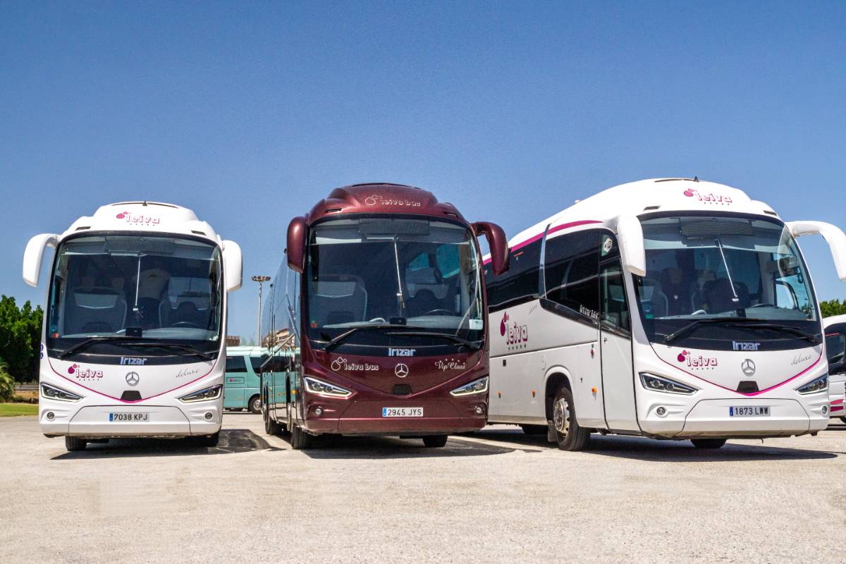 Alquiler de Autobuses de 70 Plazas